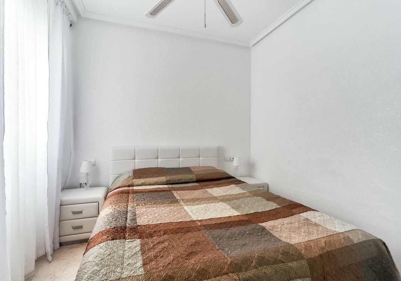 Lenas Apartments Radio Murcia Torrevieja Kültér fotó
